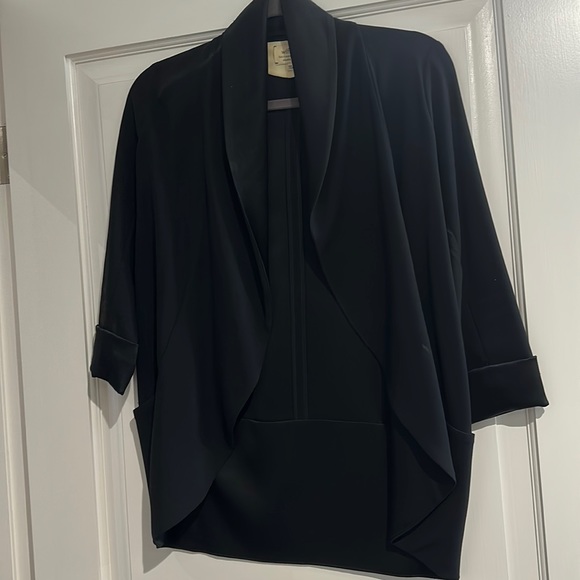 Wilfred overcoat - Picture 1 of 3